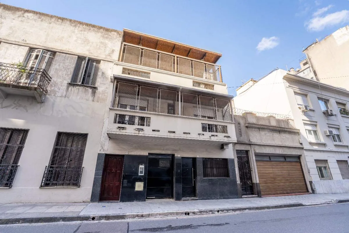 VENTA PH 2 AMB. SAN TELMO SIN EXPENSAS! foto 2
