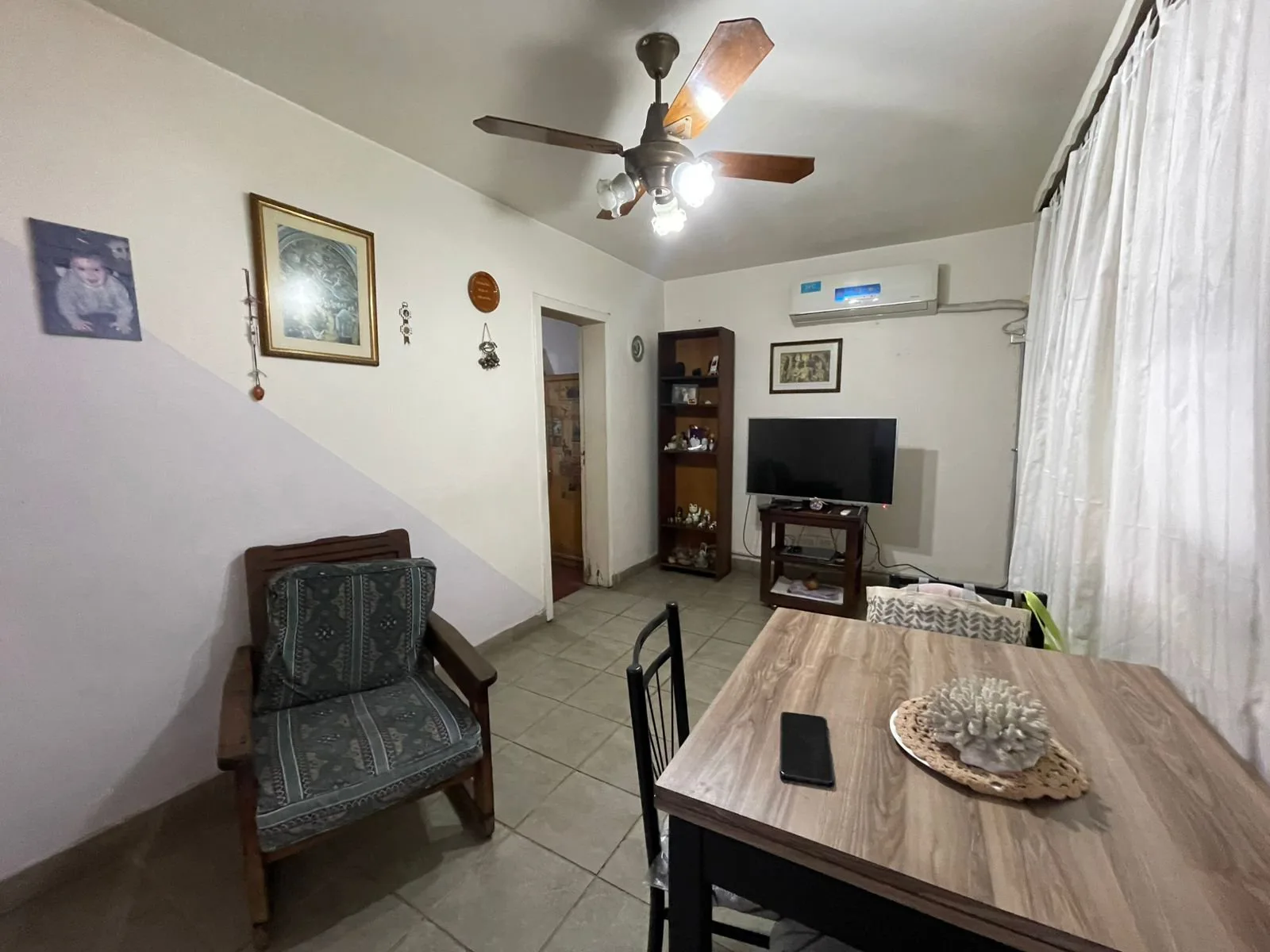 Casa de 4 ambientes en venta barrio Las Casitas foto 5
