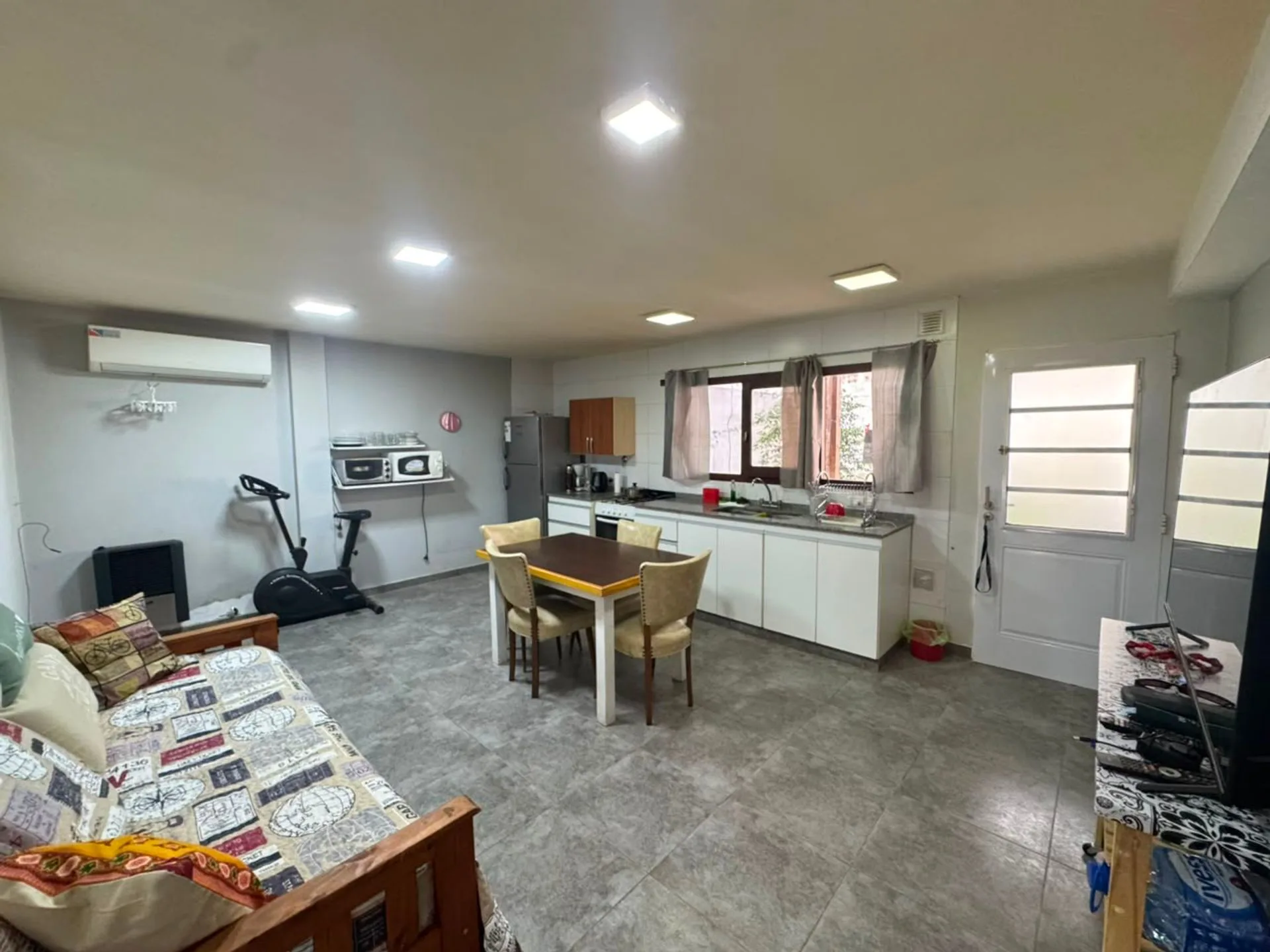 Departamento en Pinamar en Venta con Patio foto 4