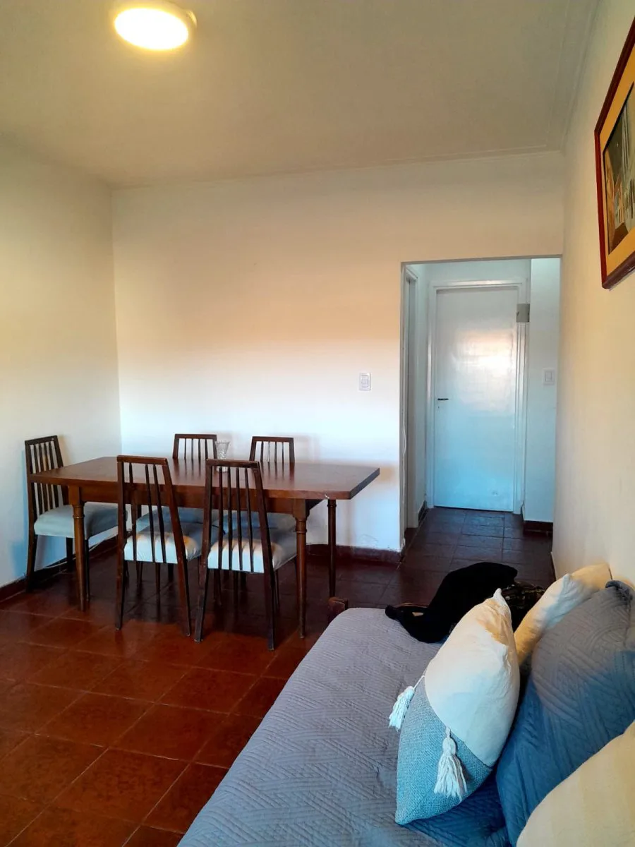 ALQUILADO.Alquiler por 12 meses departamento 2 ambientes en Miramar. Edificio Loberia foto 3
