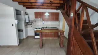 Departamento 3 ambientes/ tipo duplex - Alquiler foto 5