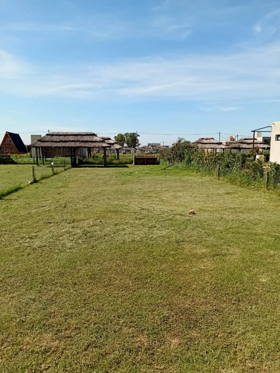 EN Pcia. Bs.As. Terrenos linderos (2) de 300m2 c/u, 600m2 en Gral. Rodriguez Finca Don Eugenio II foto 3