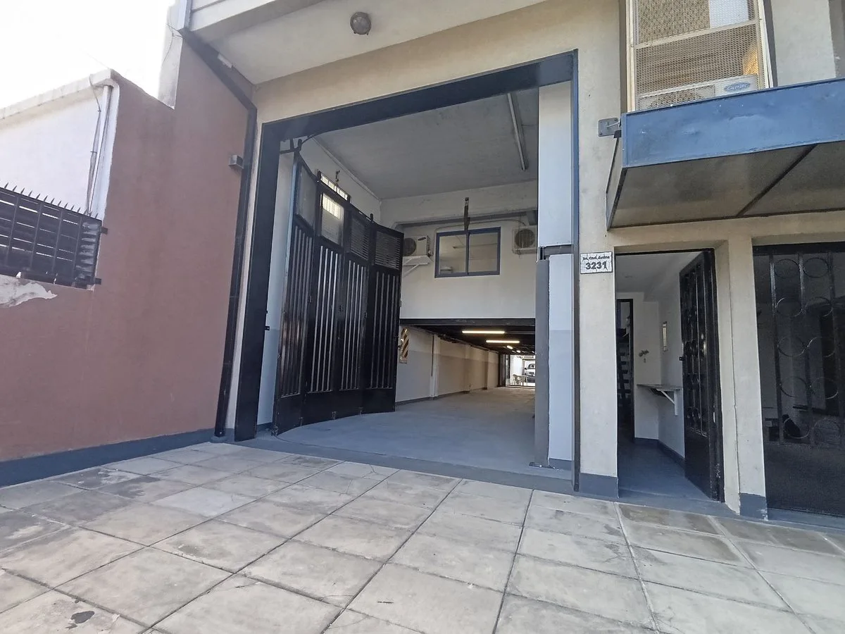 VENTA DEPOSITO, OFICINAS, COCHERAS MUNRO foto 5