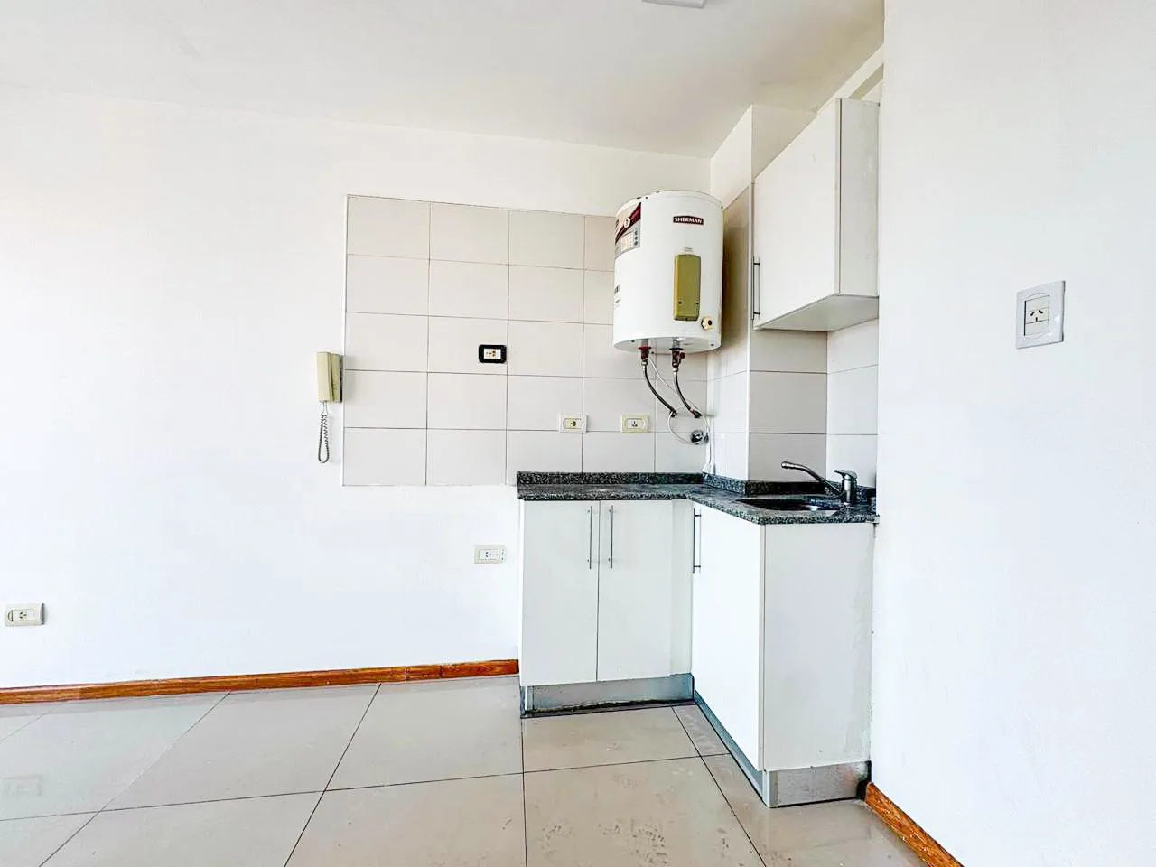 Departamento de 1 dormitorio en venta - Av. Francia 1500, Nuestra Señora de Lourdes foto 2