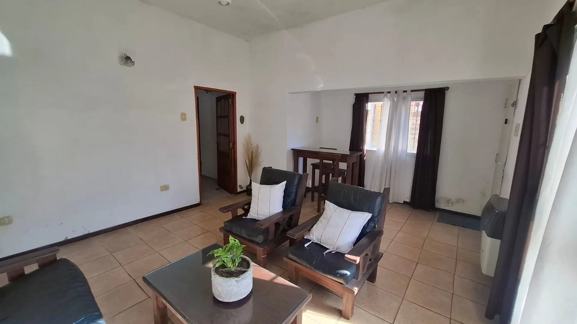 VENTA CASA 4 AMBIENTES  ITUZAINGÓ foto 5