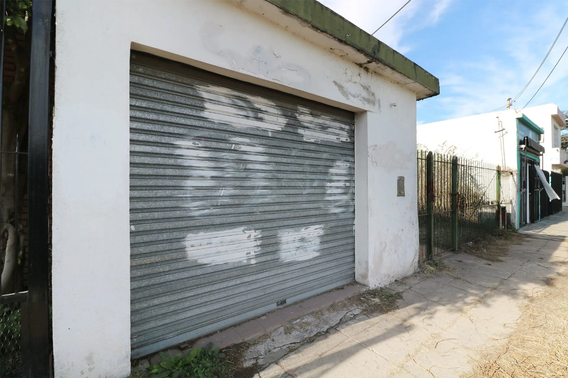 VENTA CASA LOTE PROPIO C/LOCAL, PILETA/ MORENO foto 3