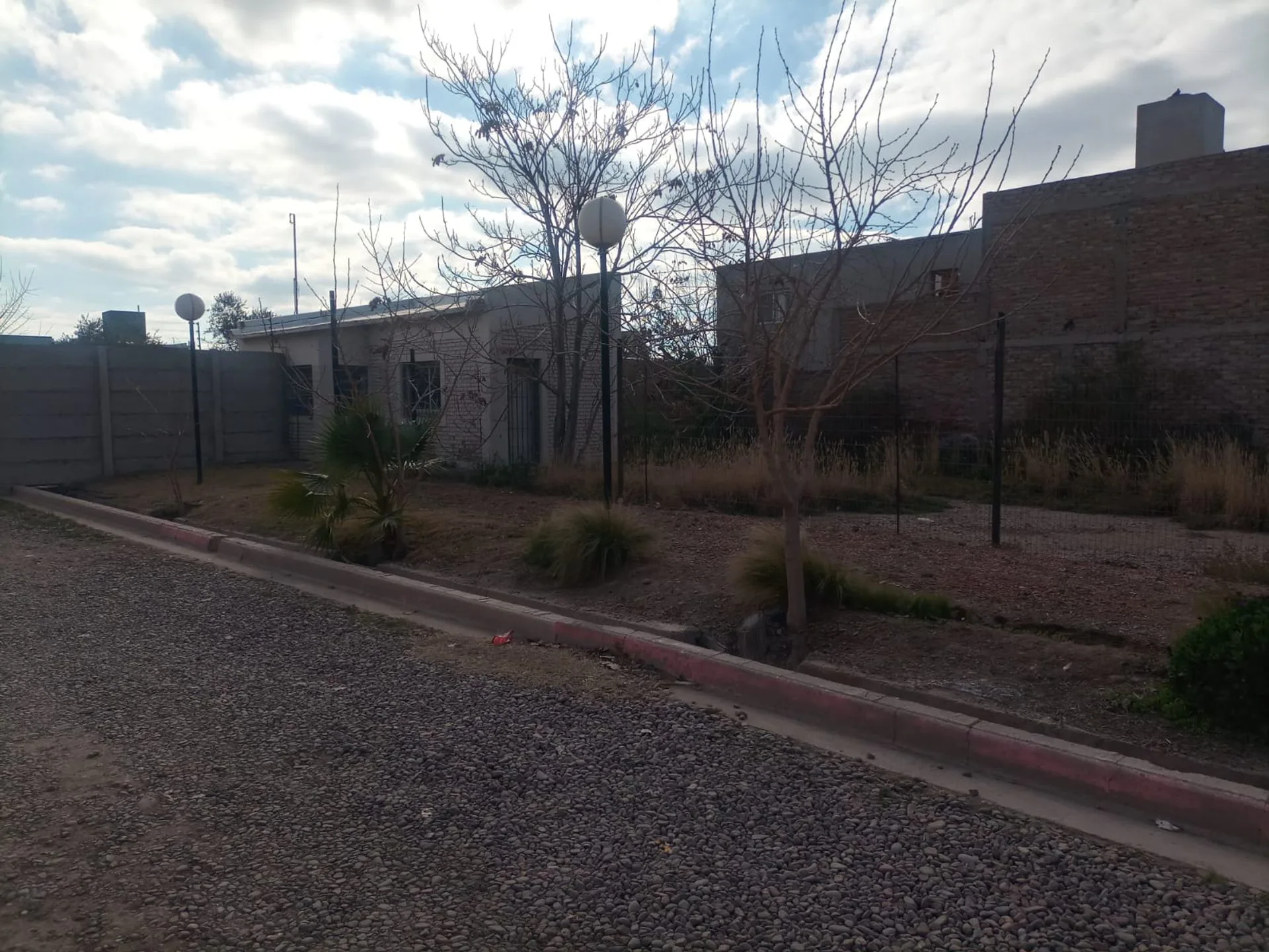 VENTA LOTE GUAYMALLEN foto 2