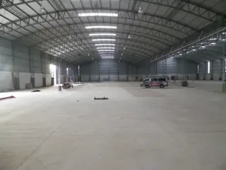 Galpón en construccion foto 1