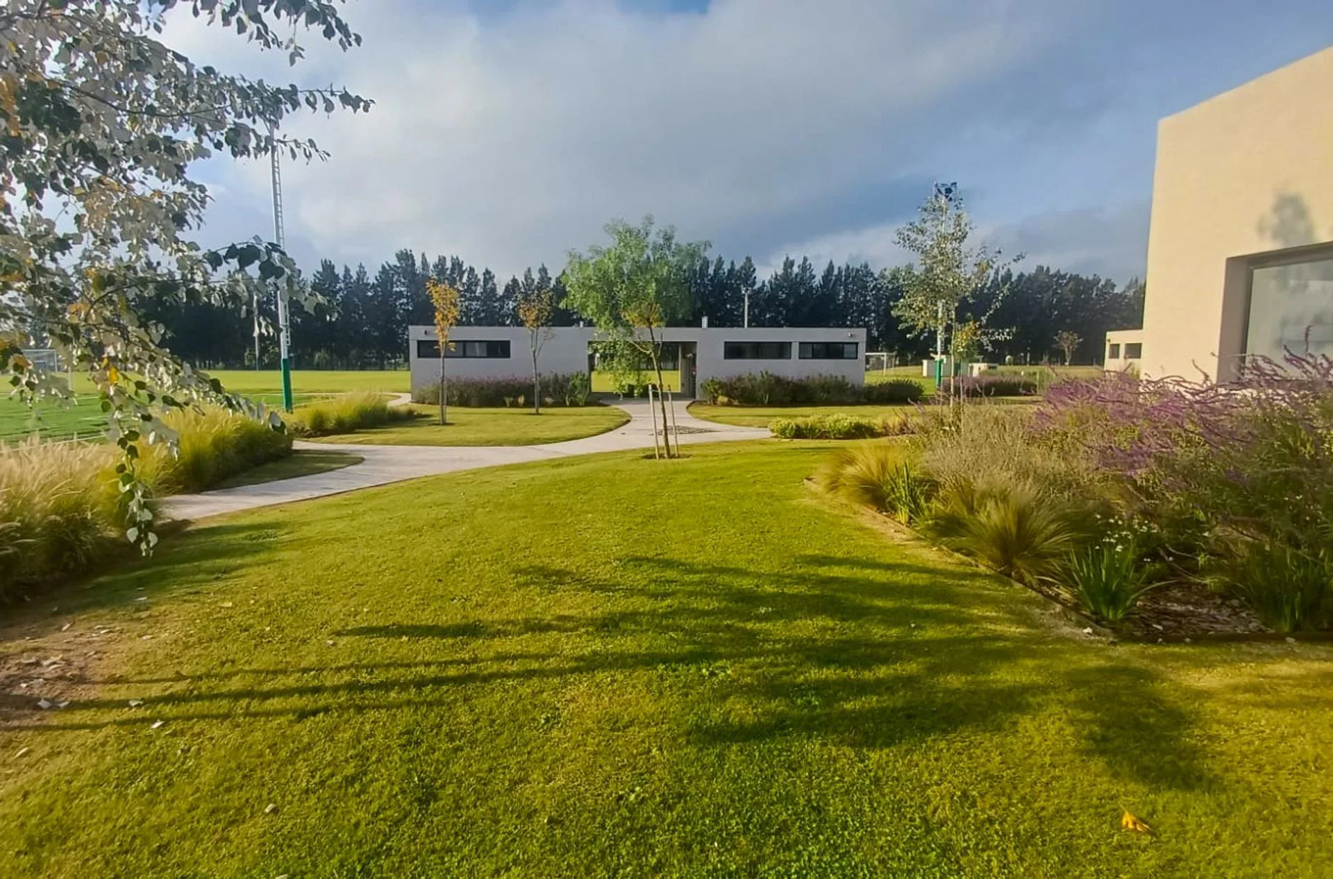 VENTA DE TERRENO EN BARRIO LAS VICTORIAS - CANNING foto 2