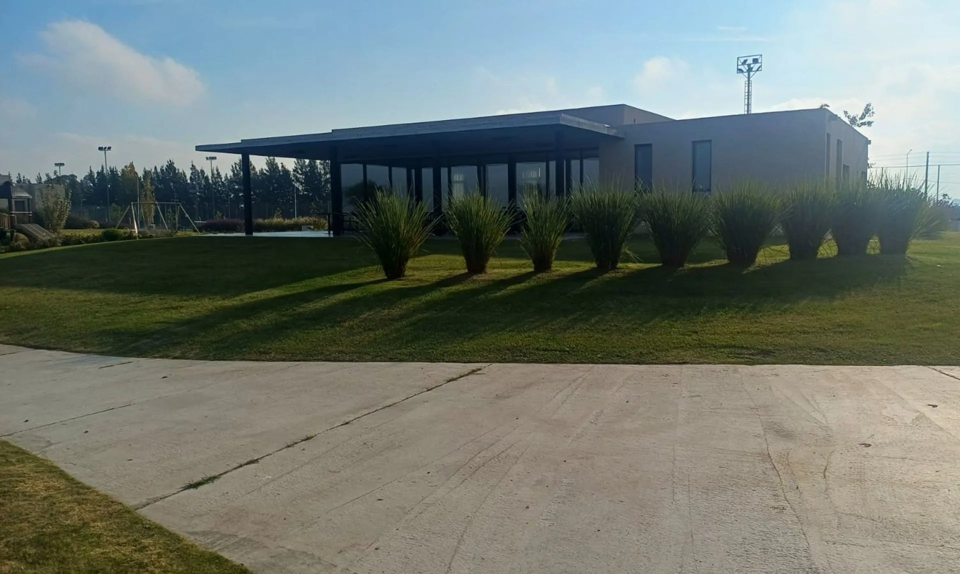 VENTA DE TERRENO EN BARRIO LAS VICTORIAS - CANNING foto 3