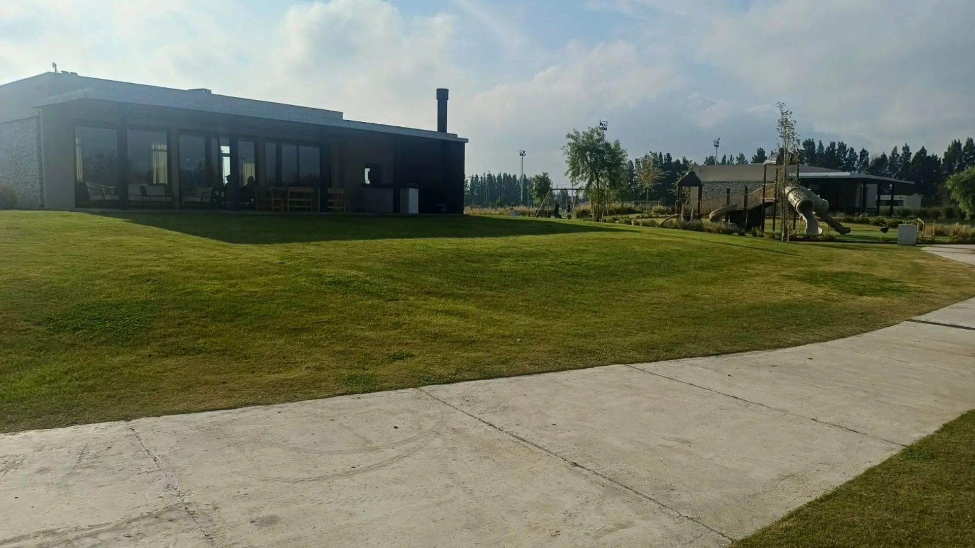 VENTA DE TERRENO EN BARRIO LAS VICTORIAS - CANNING foto 4