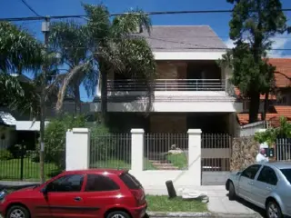 Casa en Venta en Haedo, Morón, Buenos Aires foto 2