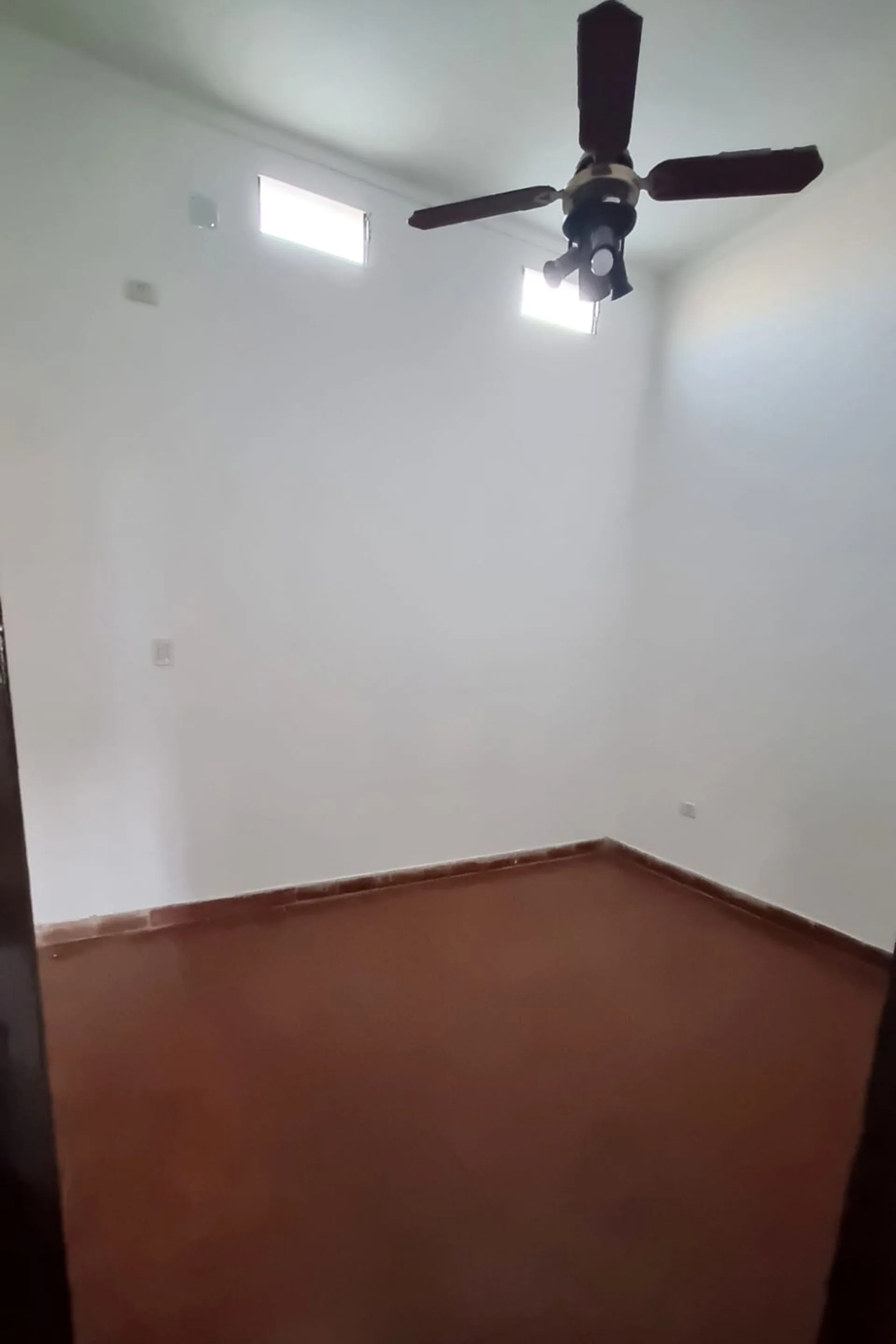 VENTA CASA SARGENTO CABRAL foto 3