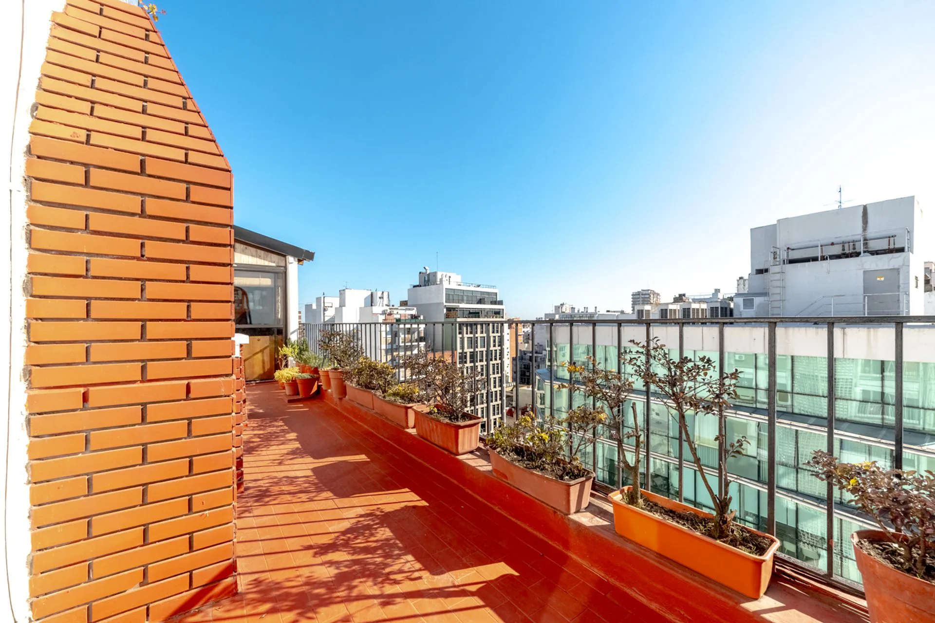 VENTA DEPTO 3 AMB BALCON TERRAZA Y DEPENDENCIA foto 2