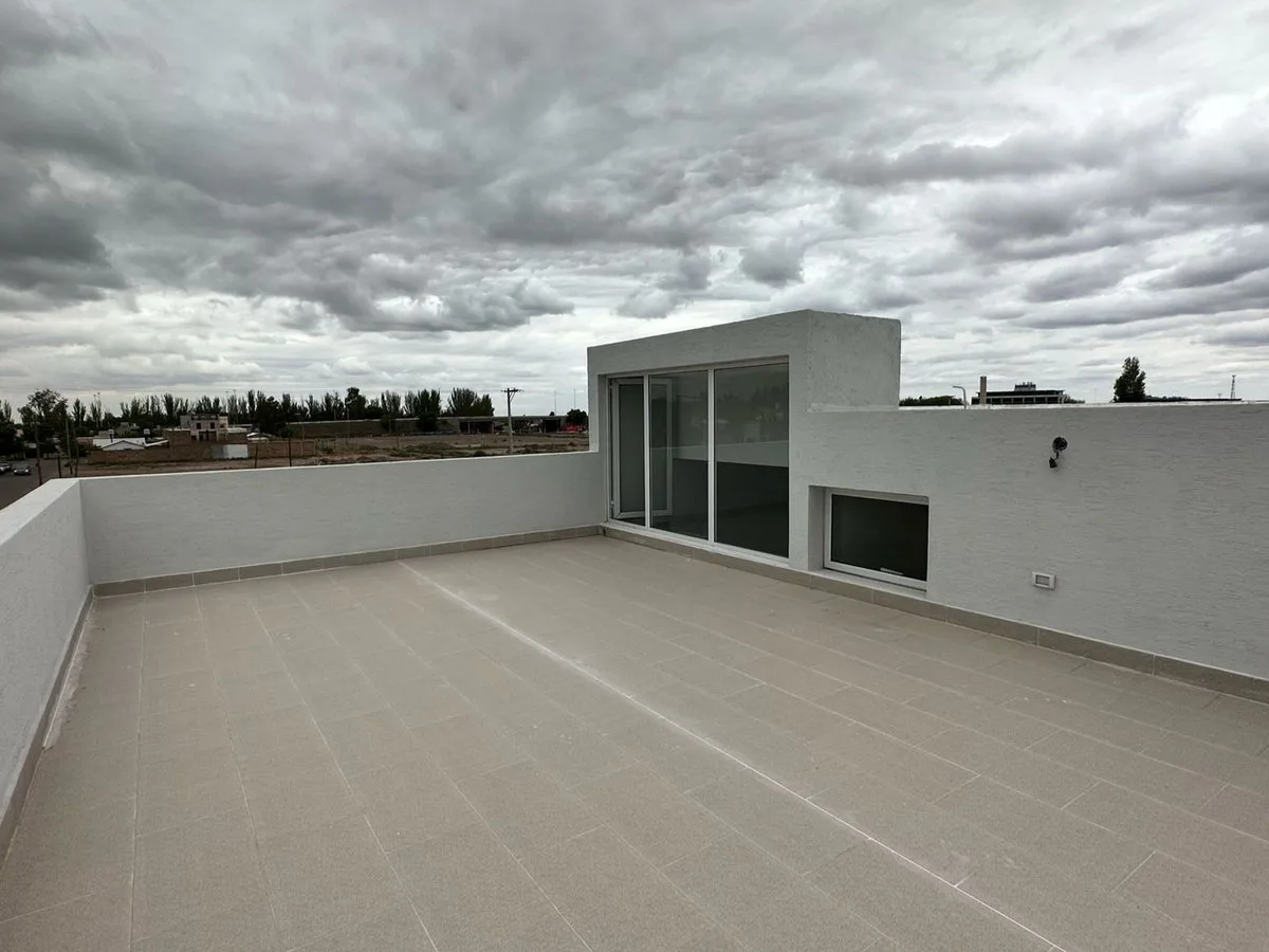 CASA 4 HABITACIONES EN VENTA MAIPÚ BARRIO PRIVADO foto 5