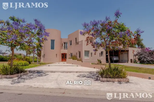 Casa al río, en alquiler en  El Yacht  - Nordelta