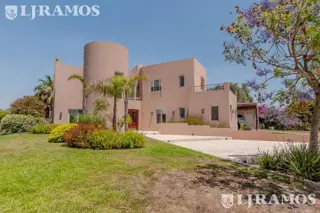 Casa al río, en alquiler en  El Yacht  - Nordelta foto 2