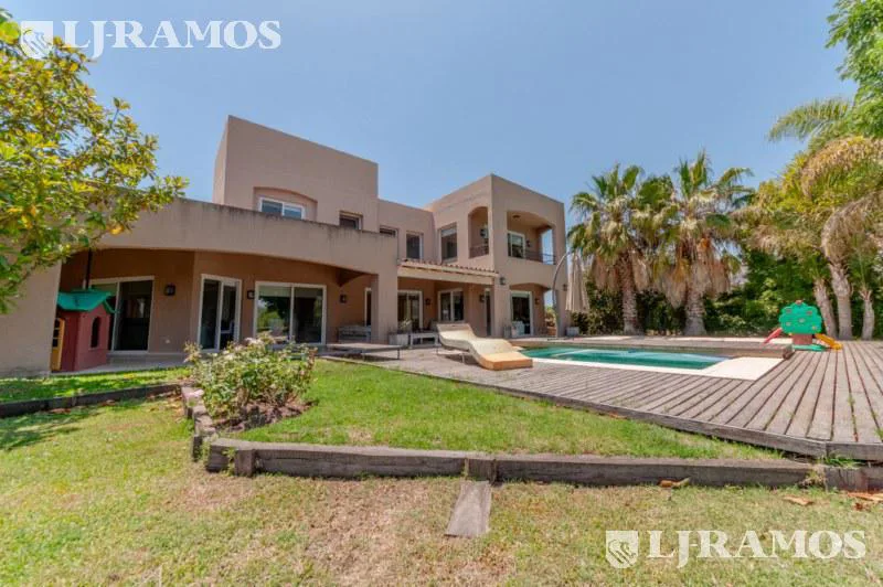 Casa al río, en alquiler en  El Yacht  - Nordelta foto 5
