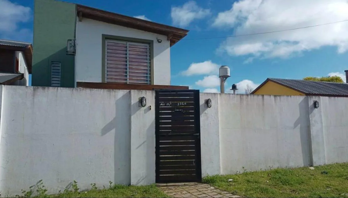 CASA EN VENTA EN VILLA GESELL, GAS NATURAL foto 4