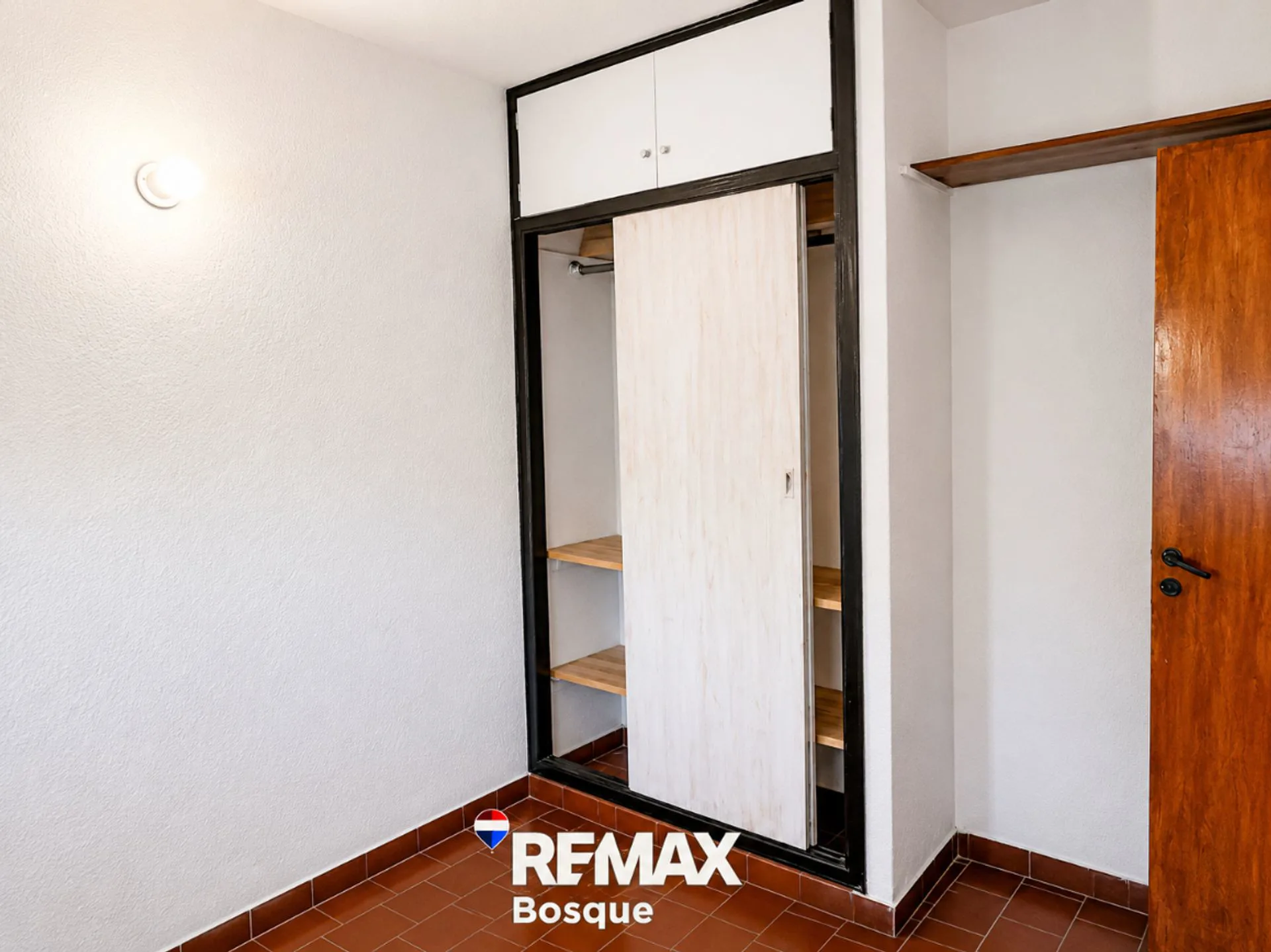 DEPARTAMENTO PH VENTA VILLA GESELL foto 5