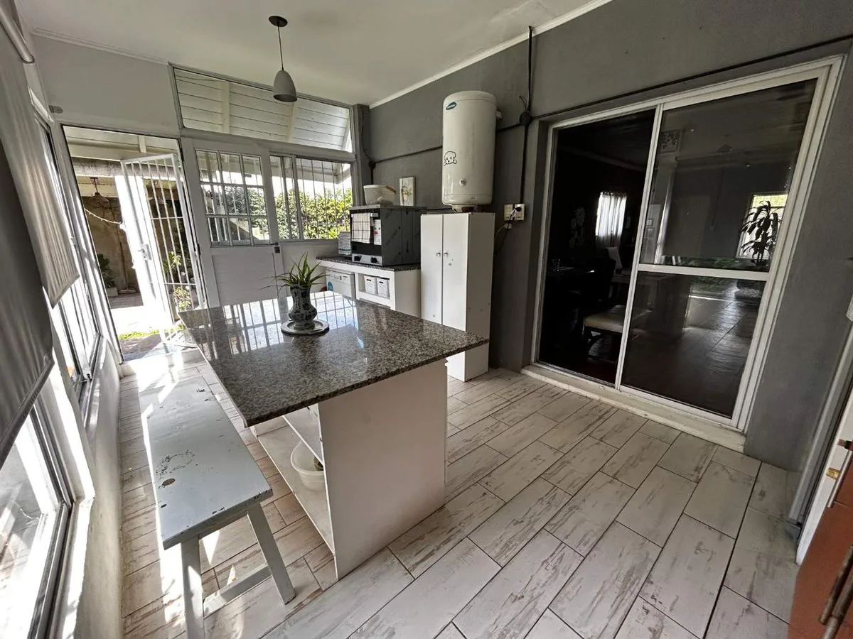Casa 6 amb Venta Garin Ideal Multifamilia o Renta foto 3