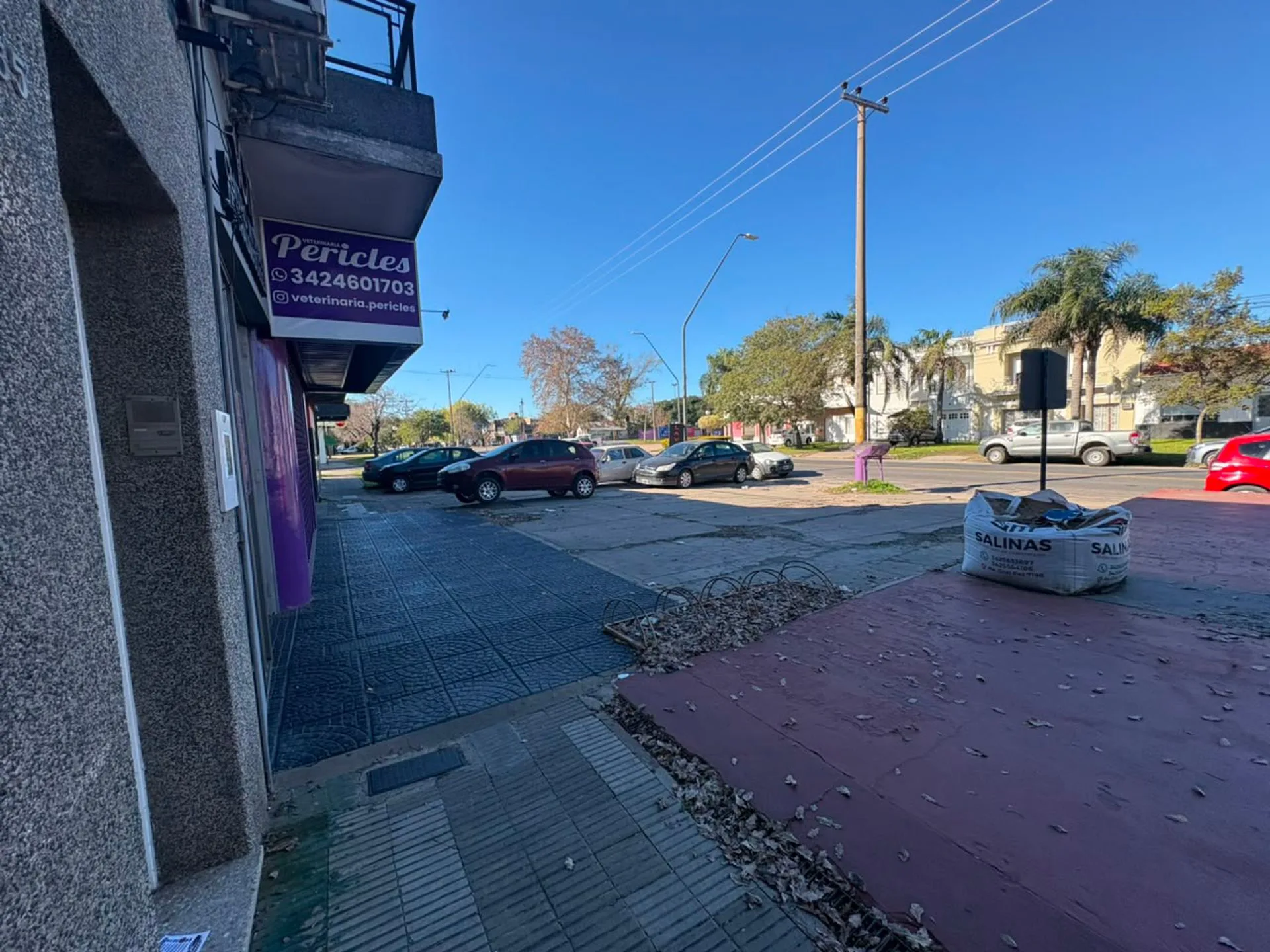 VENTA CASA EN PLANTA ALTA + LOCAL SOBRE A.GRAL PAZ foto 3