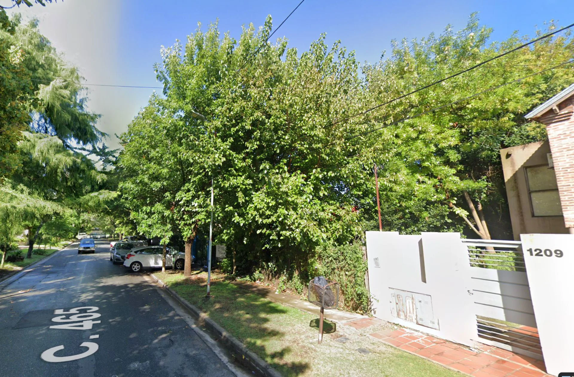 LOTE EN VENTA EN CITY BELL ENTRE CAMINOS foto 3