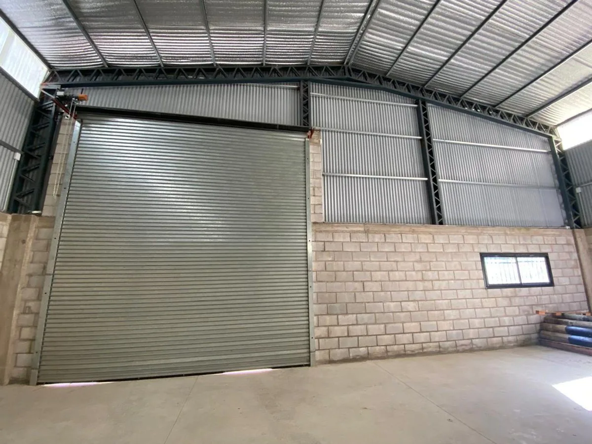 VENTA GALPON ZONA COMERCIAL/INDUSTRIAL OSTENDE foto 3