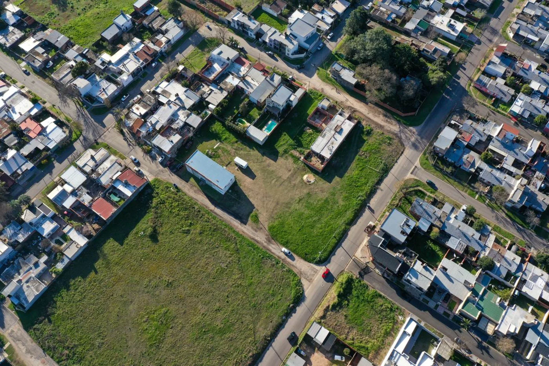 Terreno de 900 m2 zona Parque Gazzano foto 3