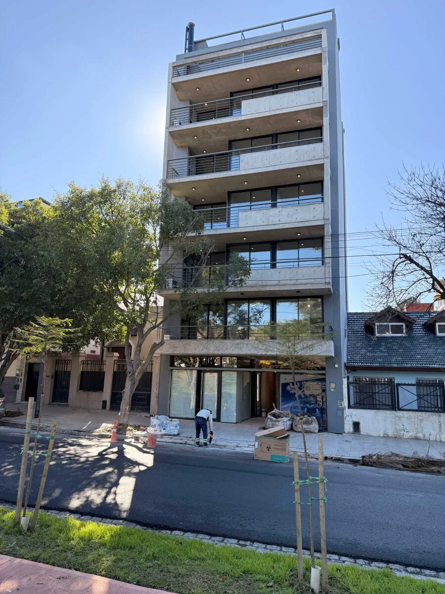 VENTA DE DEPARTAMENTOS DE 3 AMBIENTES EN DESARROLLO – HOLMBERG 3137, DOHO foto 2