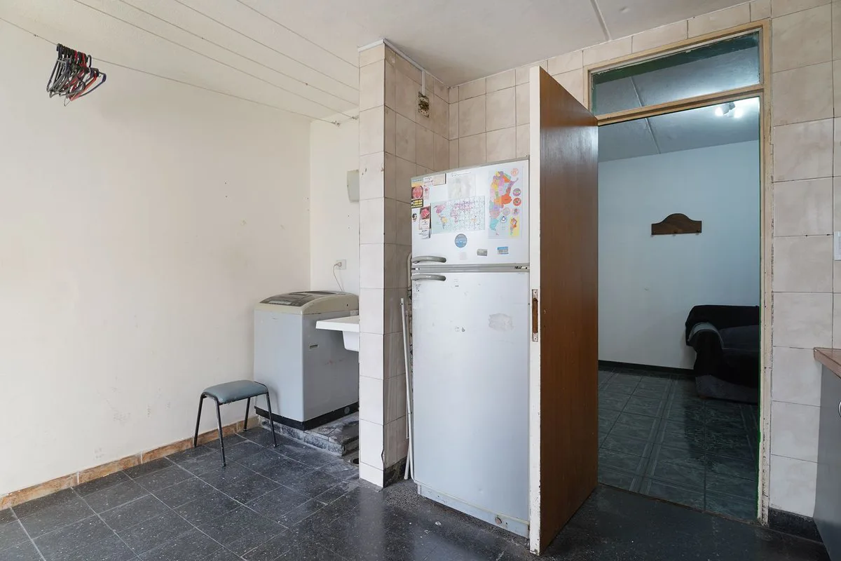 Departamento 4 amb. en Venta en Pompeya. foto 5