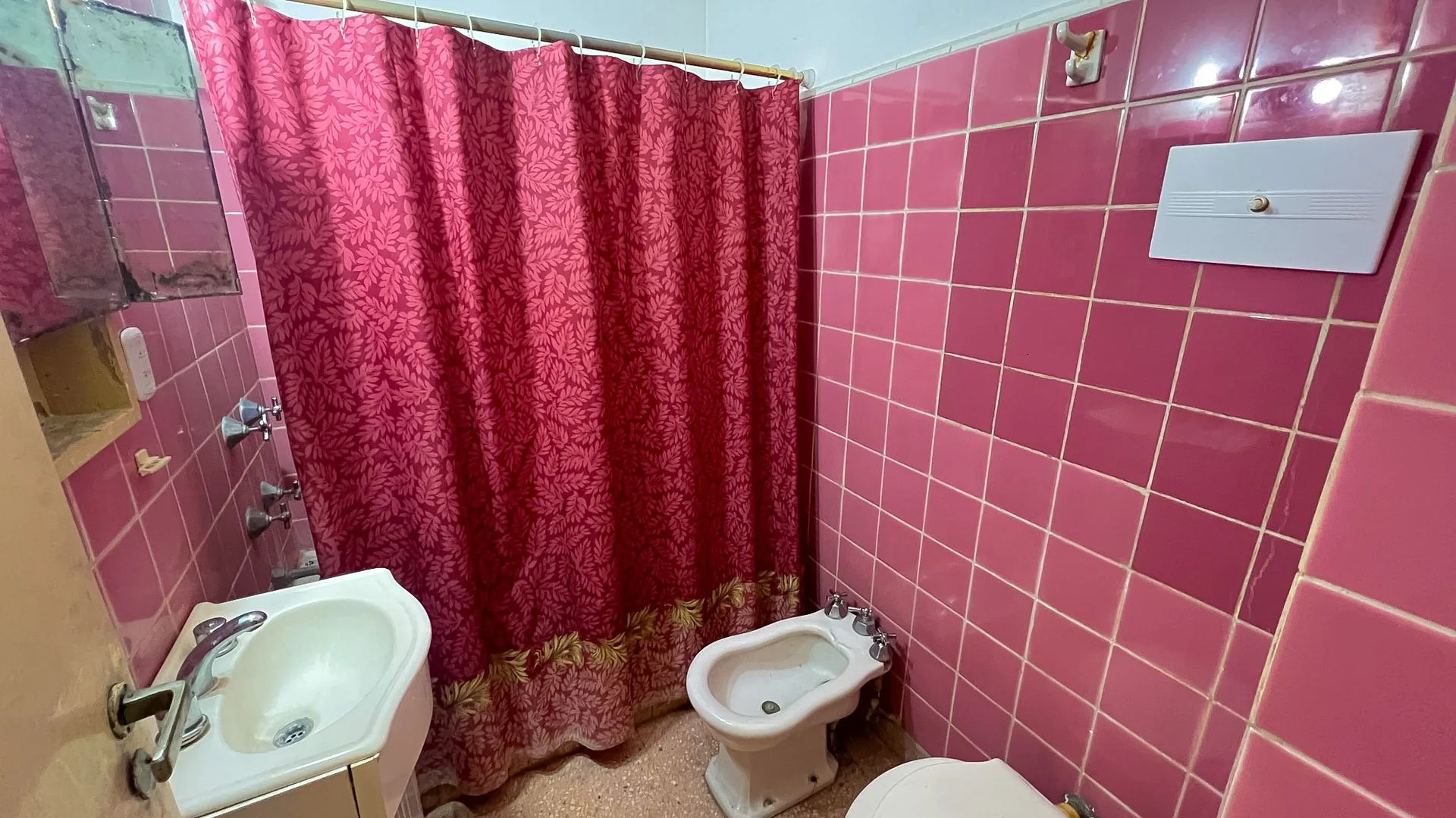 Venta dpto monoambiente zona Aldrey al frente foto 5