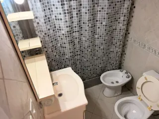 Alquiler de departamento de 2 ambientes en Ramos Mejía foto 4