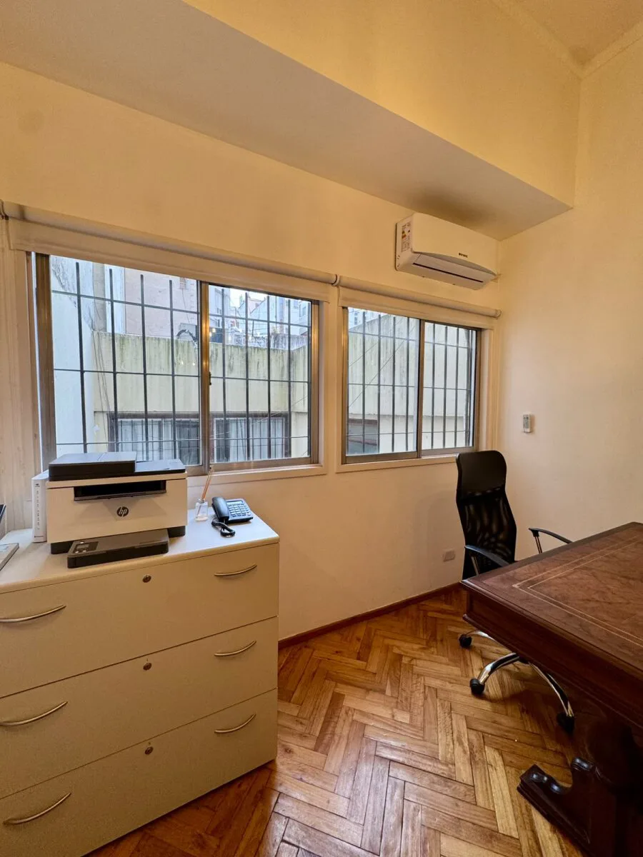 VENTA OFICINA VIAMONTE 1300 - TRIBUNALES - CENTRO foto 5