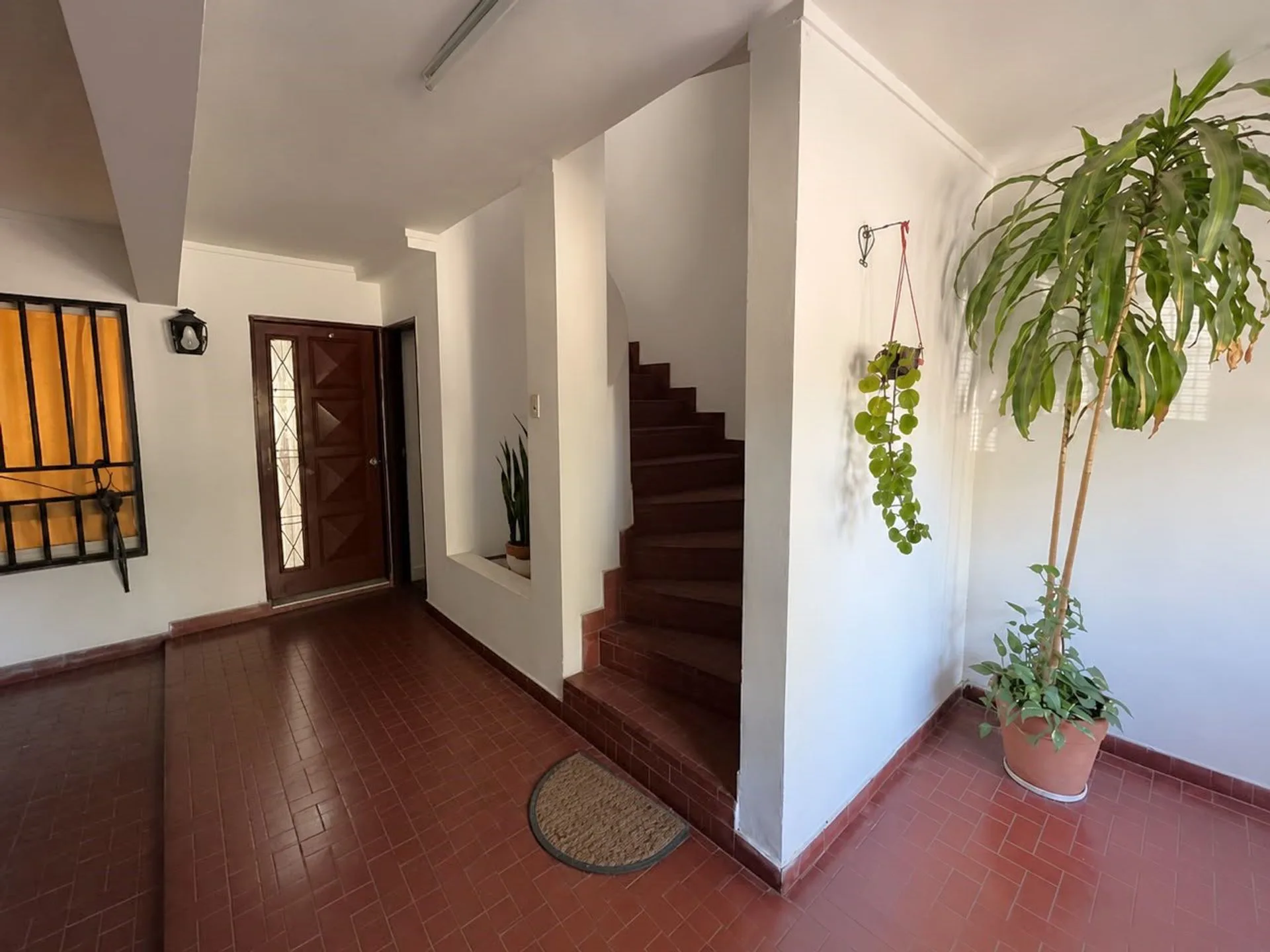VENTA DPTO 2 DORM  C/ COCHERA foto 2