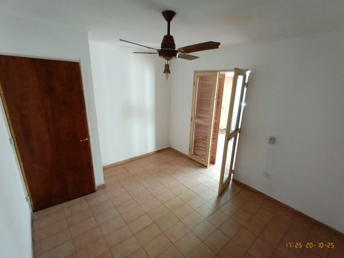 VENTA CASA CAPITAL foto 2