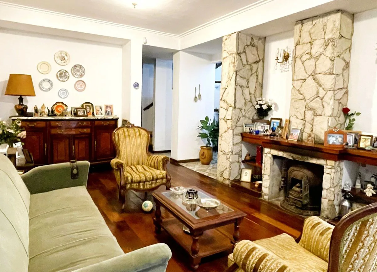 Casa 3 dormitorios en Venta en La Plata foto 2