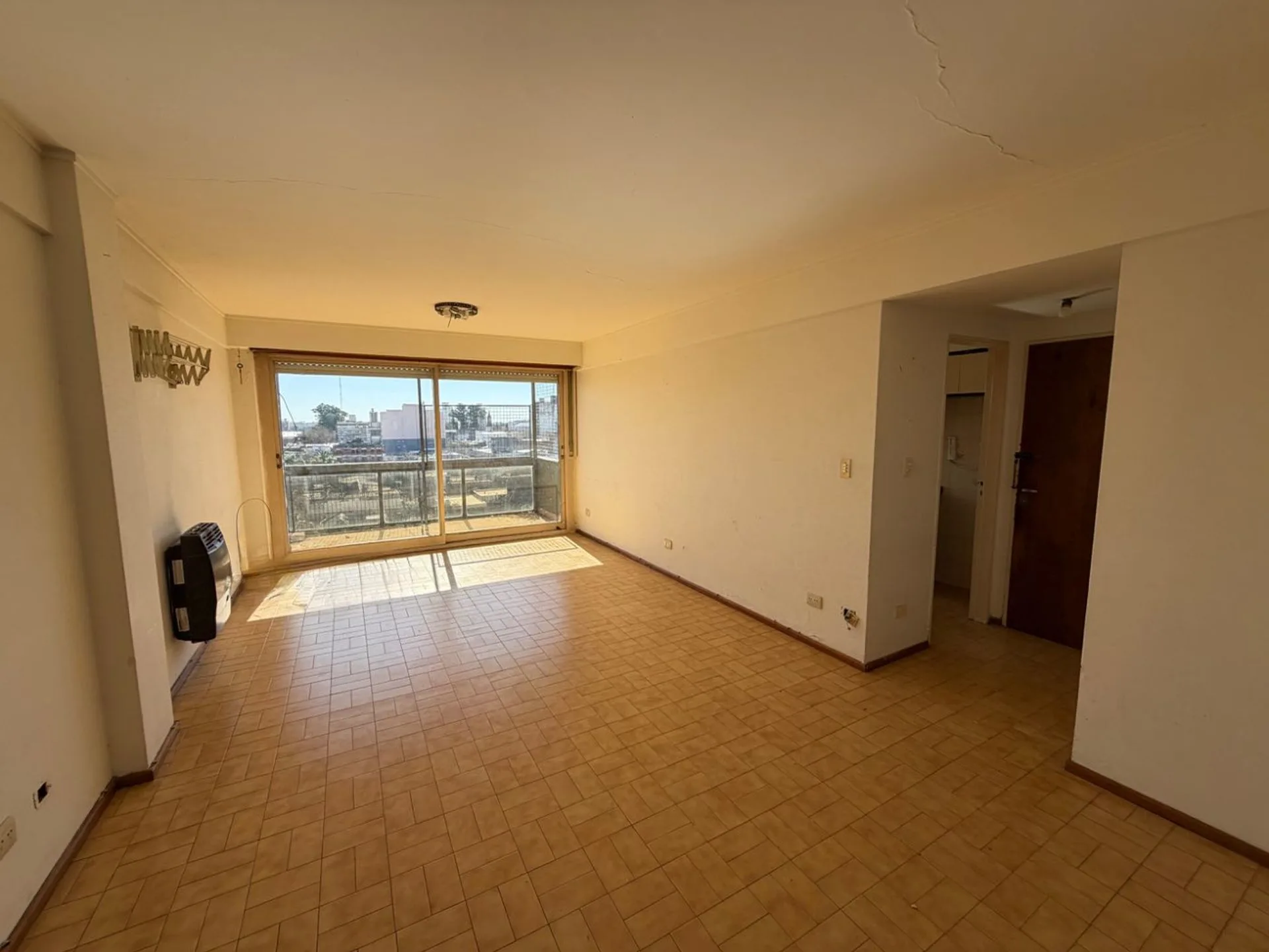 VENTA DEPARTAMENTO DE 2 DORMITORIOS CENTRO VENADO foto 3