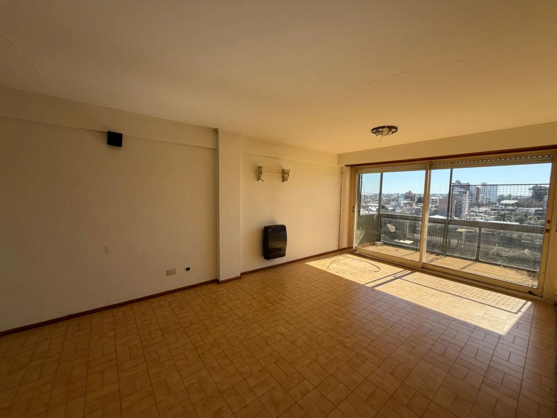 VENTA DEPARTAMENTO DE 2 DORMITORIOS CENTRO VENADO foto 4