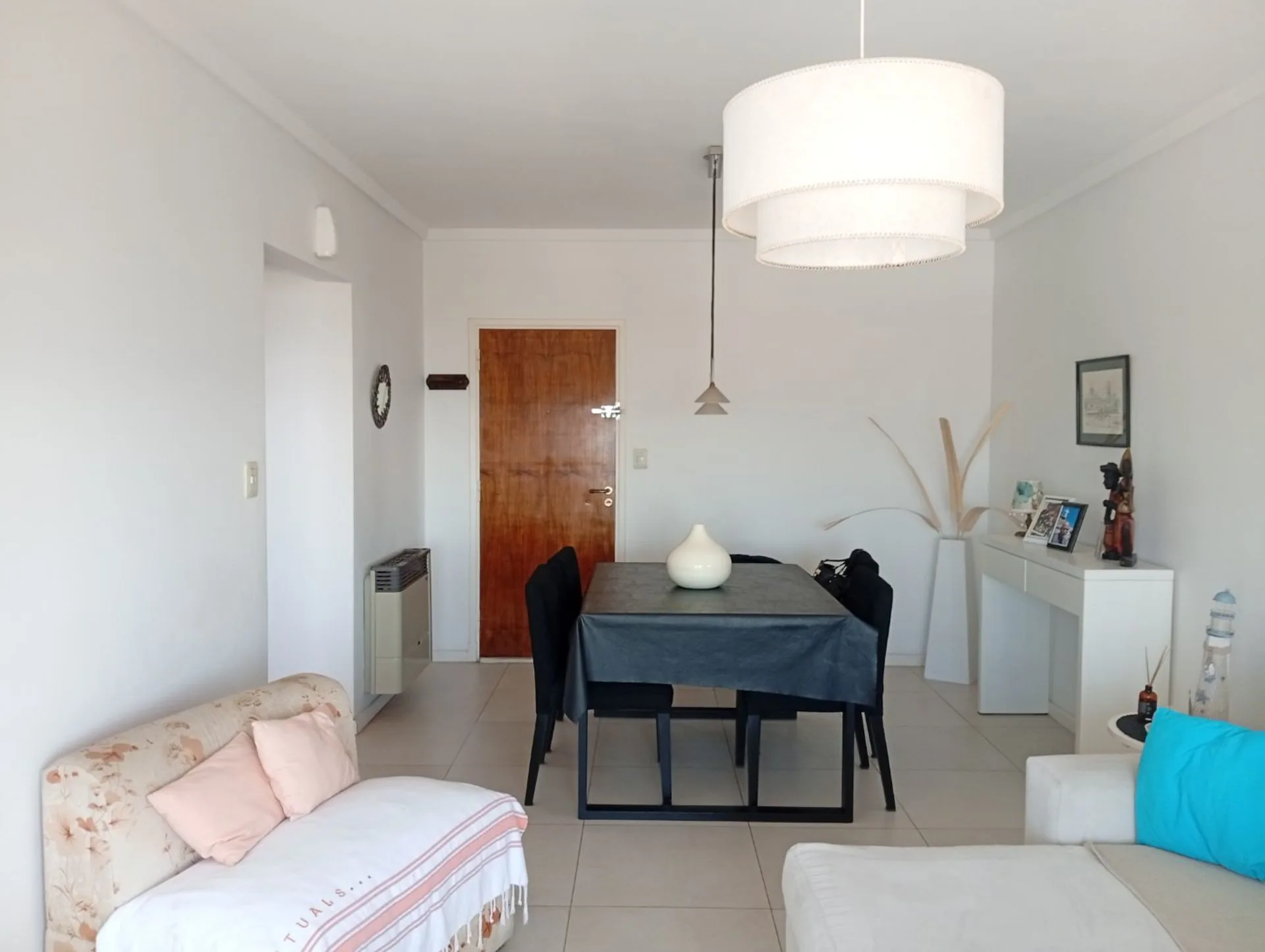VENTA DEPARTAMENTO FRENTE AL MAR COCHERA LA PERLA foto 3