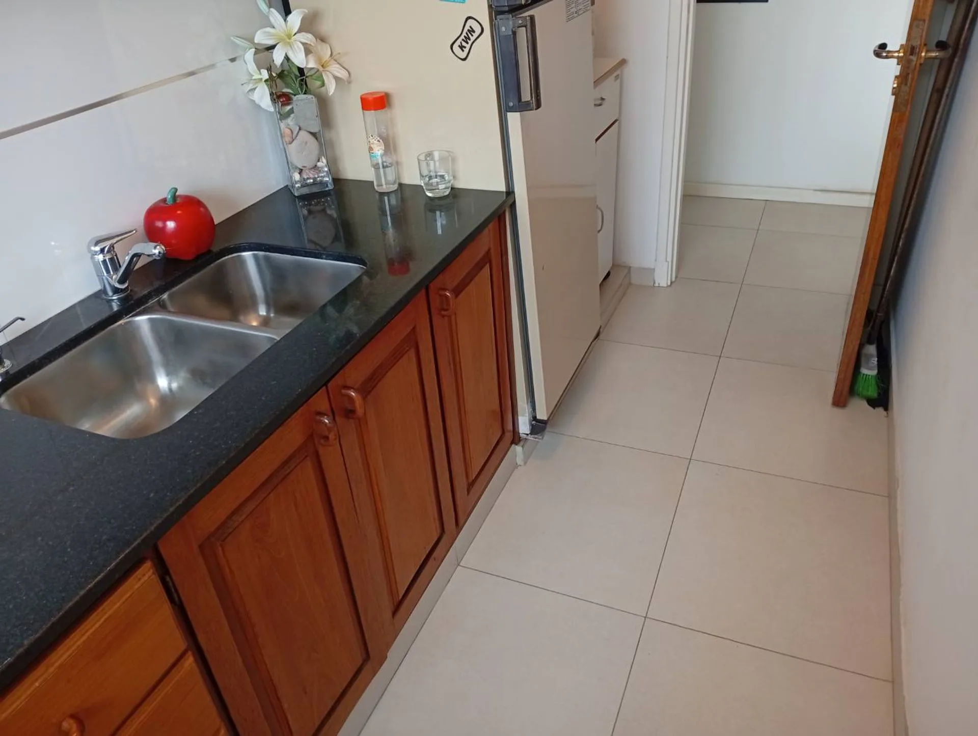 VENTA DEPARTAMENTO FRENTE AL MAR COCHERA LA PERLA foto 5