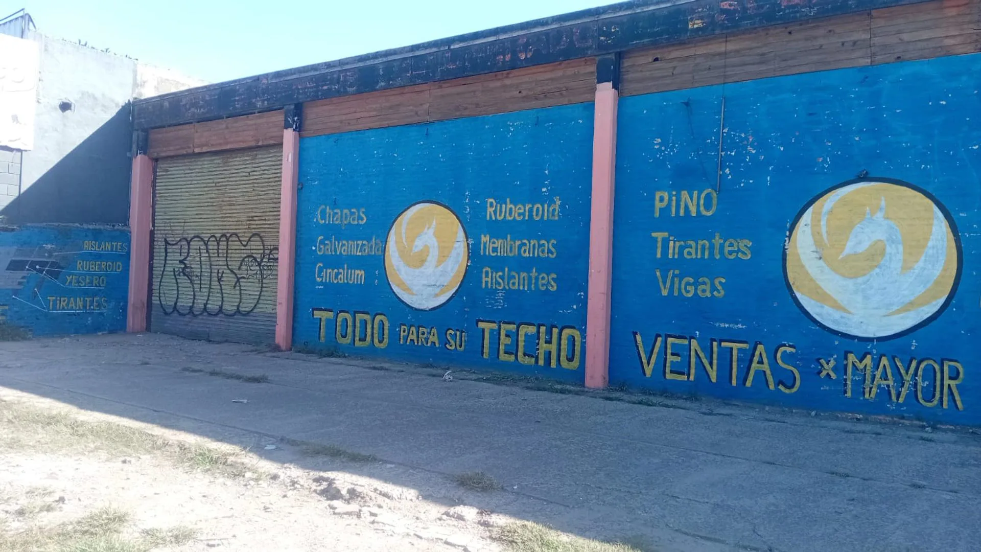 VENTA LOCAL DEPOSITO Y TERRENO SOBRE RUTA 23 foto 2