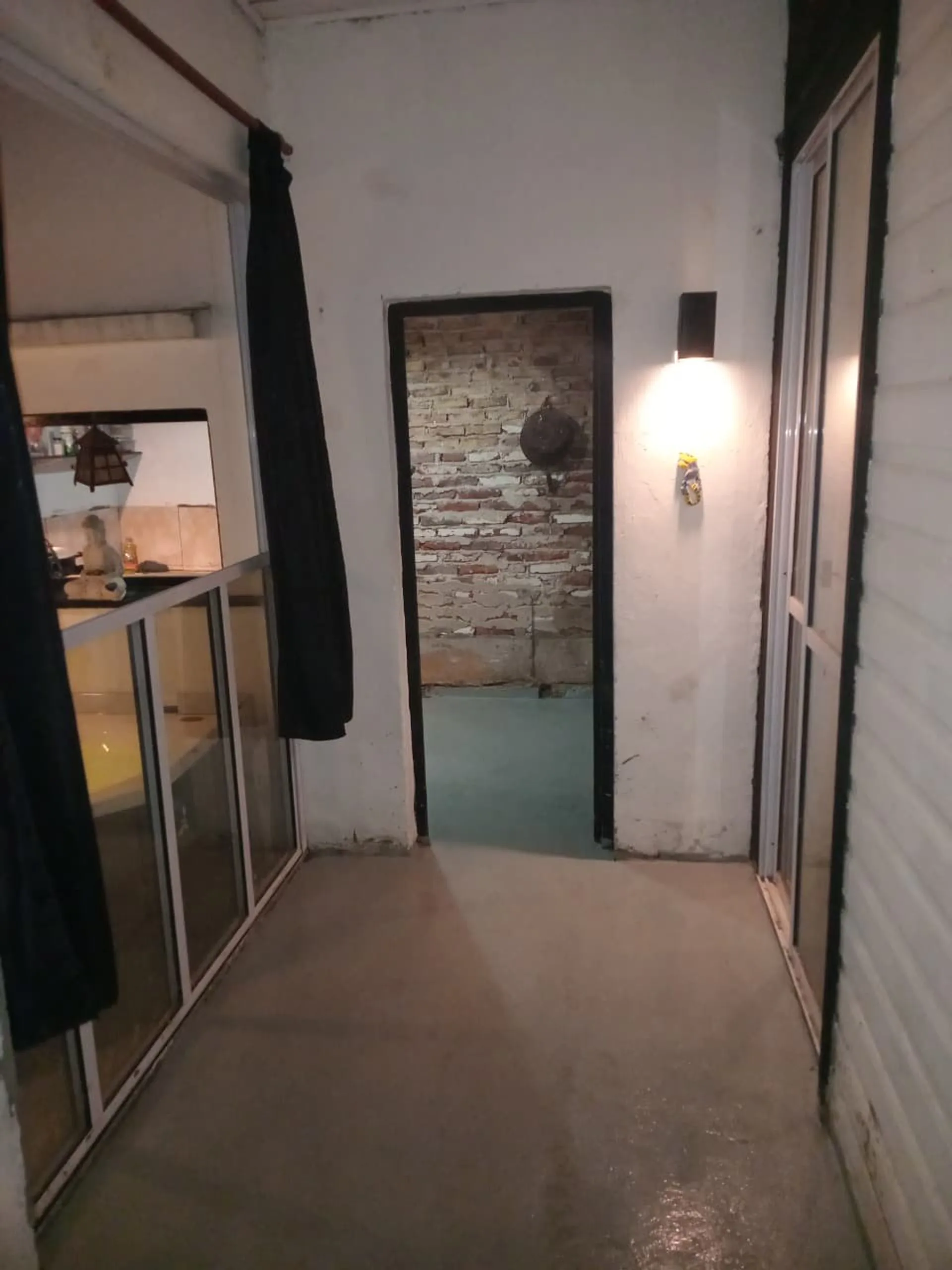 VENTA PH 2 AMBIENTES CON PATIO EN SARANDI foto 5