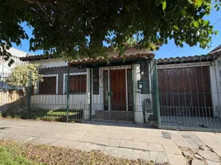 Apto Credito Chalet 4 Amb Jardín y Quincho en Temperley Este, Gba Sur - Zonaprop foto 1