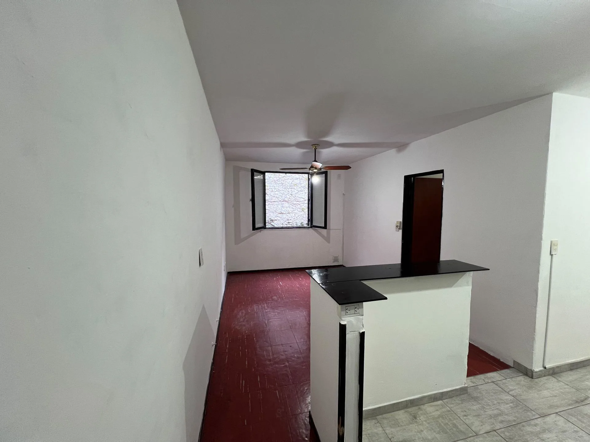 Departamento 2 dormitorio  a 1 cuadra del rio. foto 4