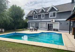 Venta de casa en Echeverría del lago - Canning foto 2