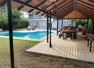 Venta de casa en Echeverría del lago - Canning foto 4