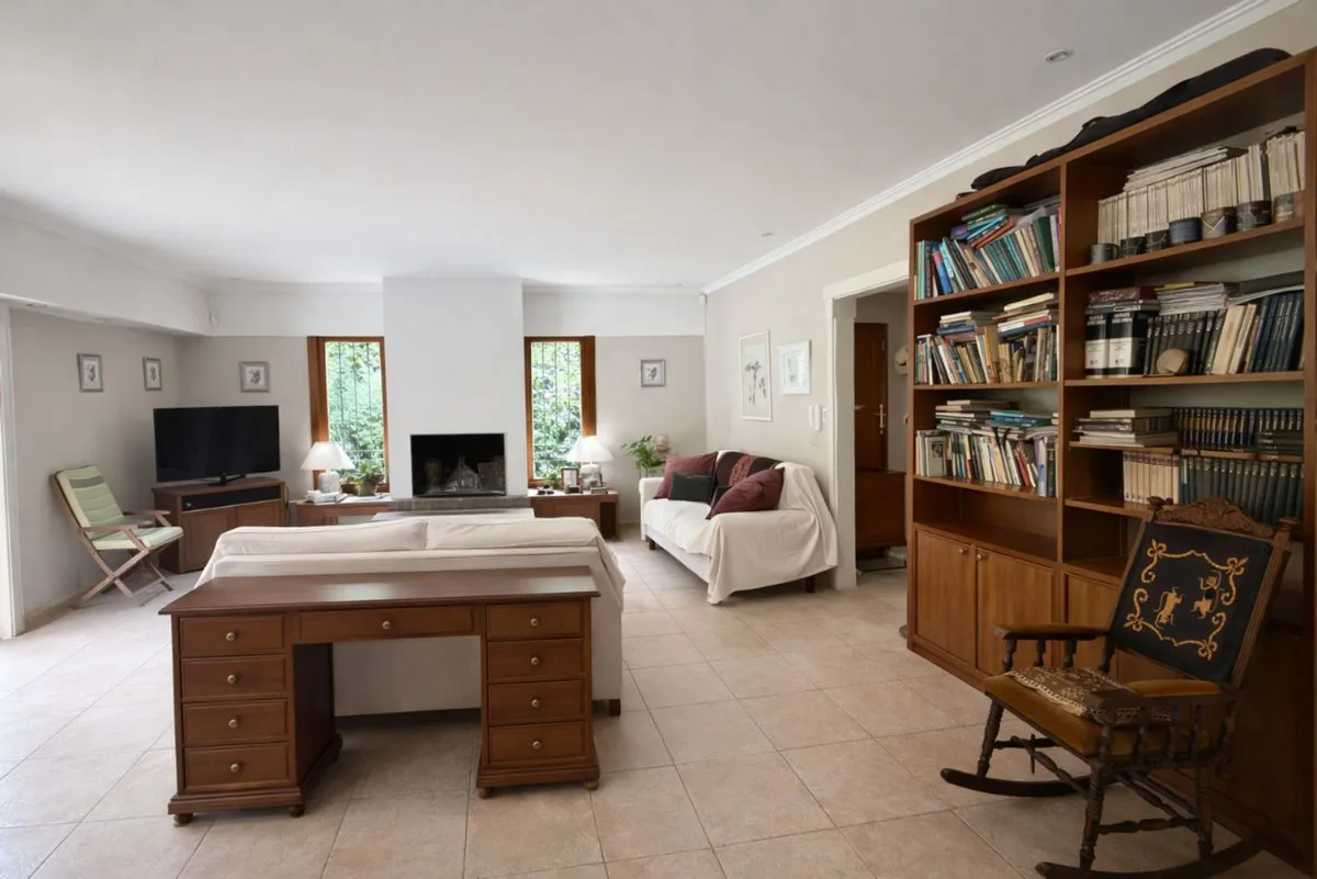 VENTA CASA 4 AMBIENTES PILETA PARRILLA GROSELLAR foto 4