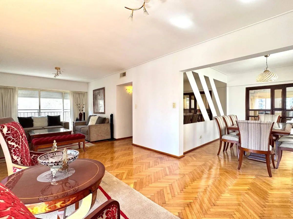 Venta dpto 4 Amb /dep Balcón y 2 Cocheras Fijas foto 5