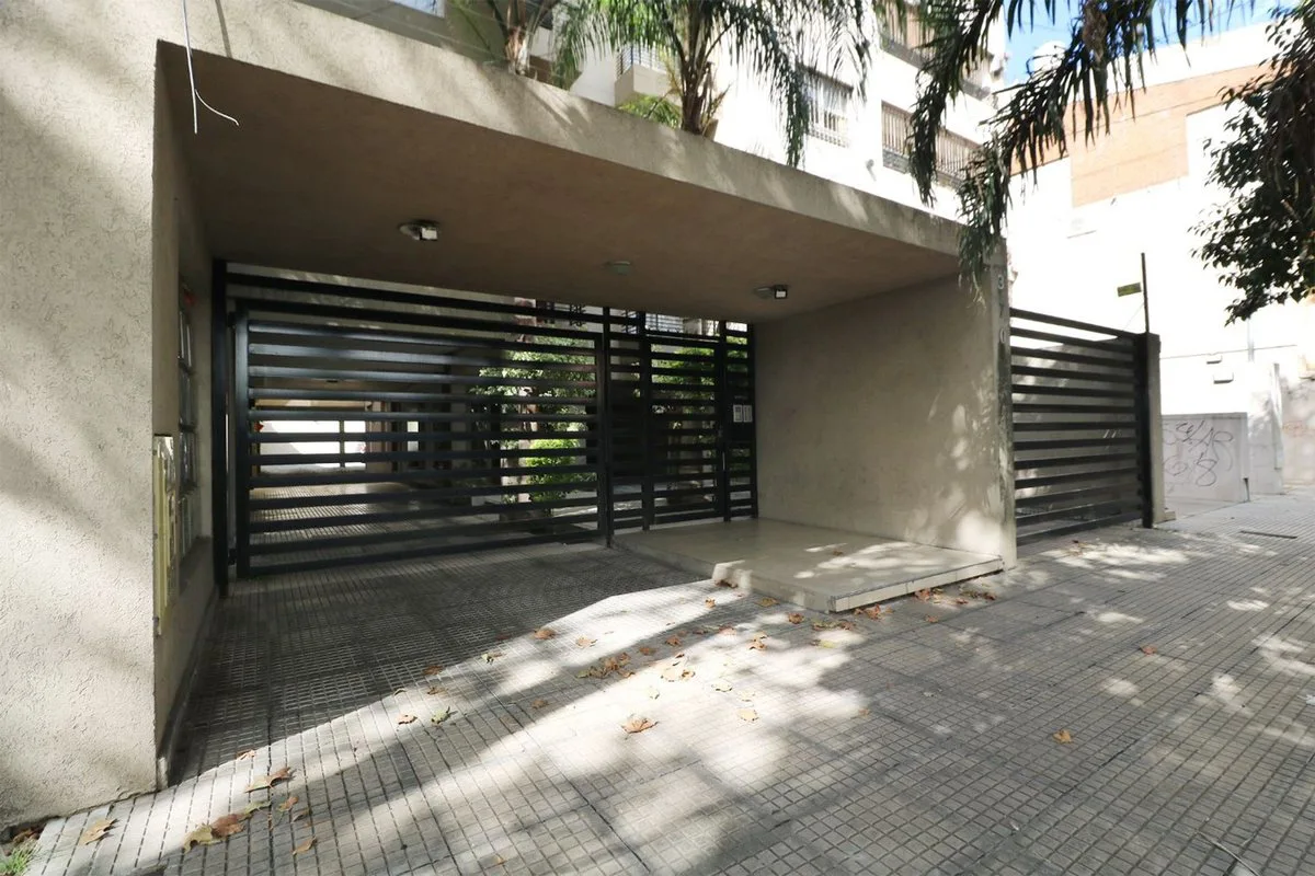 Departamento 2 ambientes balcón al frente - Morón foto 2